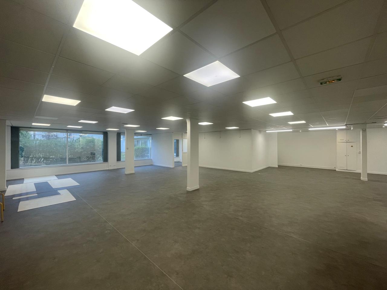 Local d'activité Boulogne-Billancourt 261m² Location local d'activité Boulogne-Billancourt Hauts-de-Seine OLACT2313969 0